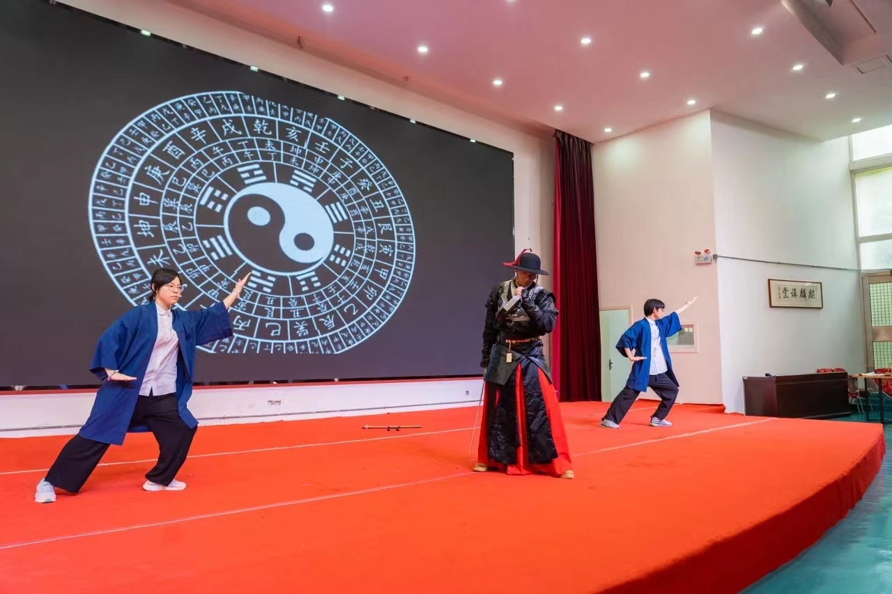 图片关键词 图片关键词
