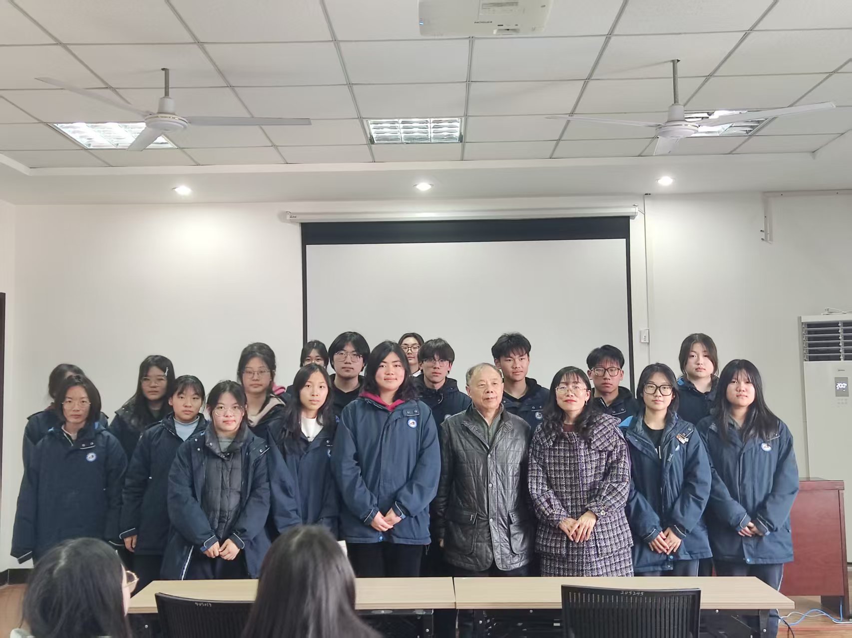 图片关键词 图片关键词